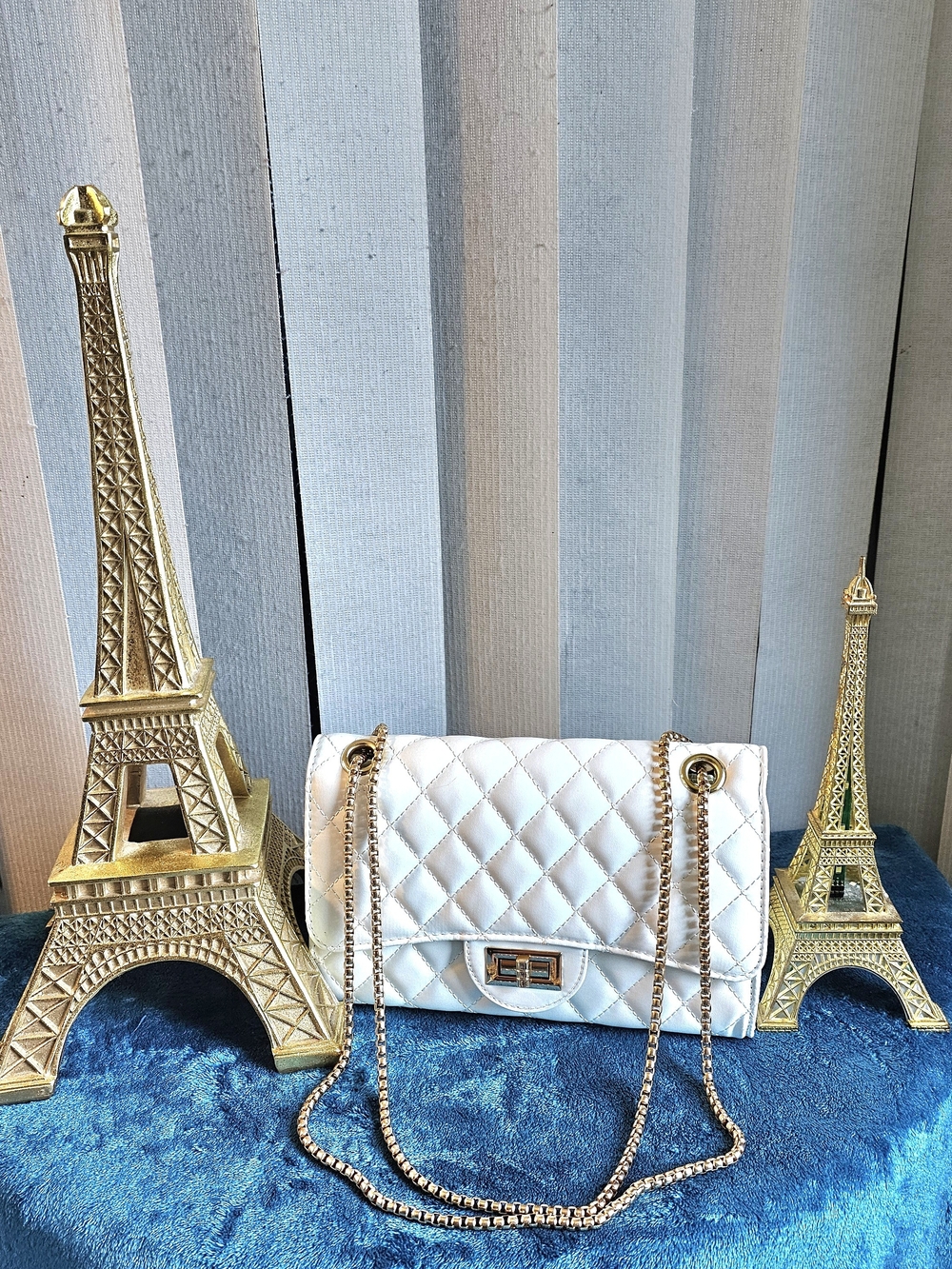 Quilted Chain Shoulder Bag - White